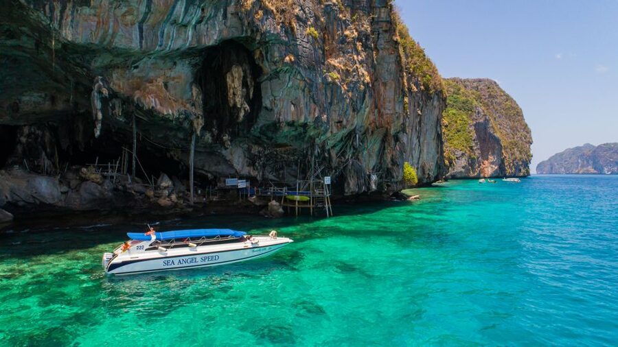 Phuket: Speedboat Day Trip to Phi Phi and Maya Bay - Lo Sama Bay and the short swim rhythm