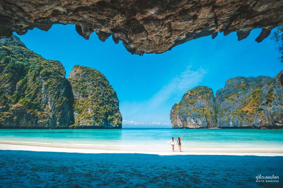 Phuket: Speedboat Day Trip to Phi Phi and Maya Bay - Lunch on Phi Phi Don, shopping time, and how to eat well on a tour