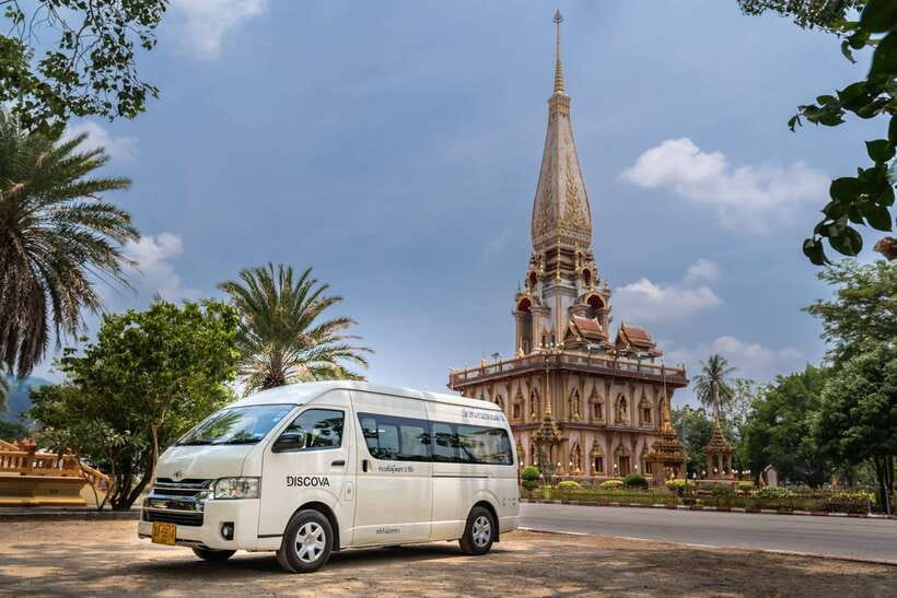 Phuket: Wat Chalong, Viewpoint, and Old Town Guided Tour - Saeng Tham Shrine (定光堂): a smaller stop with a different vibe