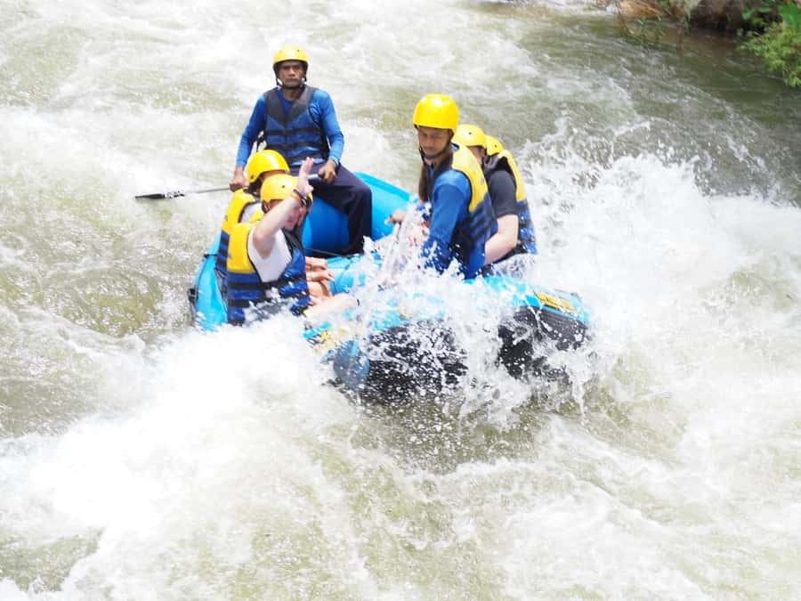 Phuket: White Water Rafting, Zipline, and Elephant Sanctuary - White-water rafting on the Song Phraek River: adrenaline with real logistics