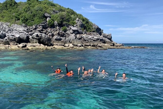 Pig Island Tour by Speedboat with Snorkeling - Crew and guides: why the day feels smooth