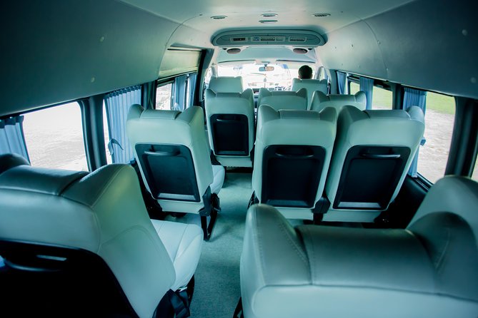 Private Bangkok Airport Transfer Free Tollway - Potential downsides: gate confusion and communication gaps