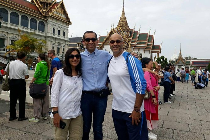 Private Bangkok City Tour Full Day With The Grand Palace - How the private format helps when Bangkok crowds get loud