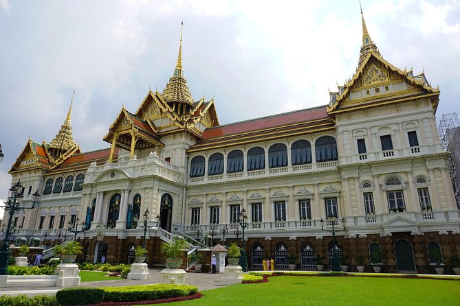 Private Bangkok City Tour One Day With The Grand Palace - How the private pickup sets the tone in Bangkok