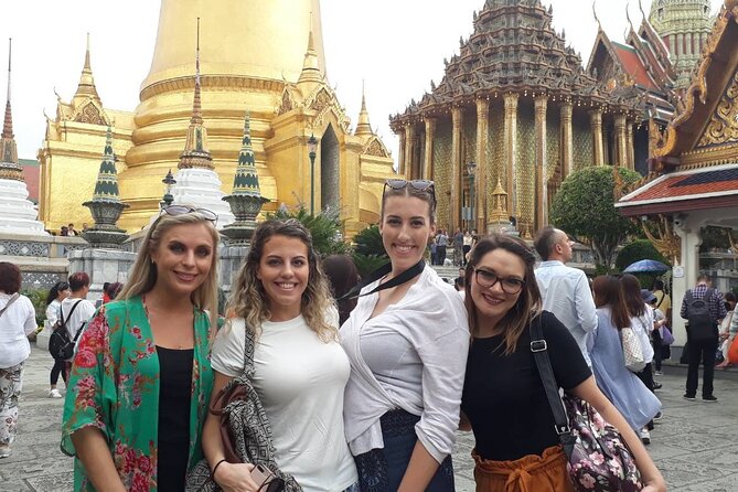 Private Bangkok City Tour One Day With The Grand Palace - Wat Phra Kaew and the Emerald Buddha: the sacred highlight