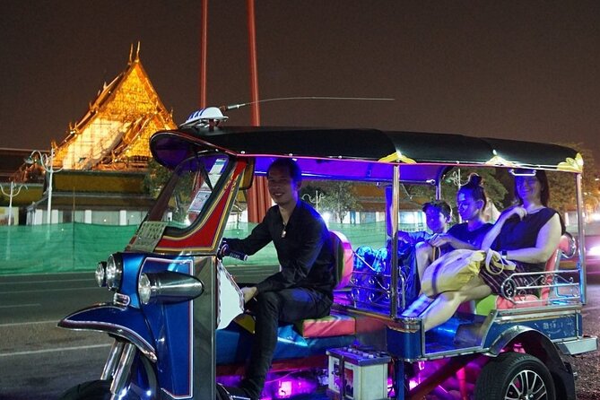 Private Bangkok Night City Tour by Tuk-Tuk with Thai Food - Grand Palace and Wat Pho changes: what you will see even if doors are closed