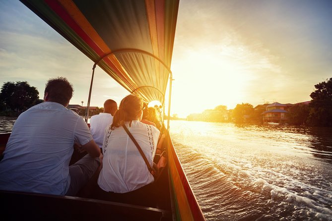 Private Bangkok Tuk Tuk Sunset Long-tail Night Lights - Thonburi canals on a long-tail boat: the quieter, older Bangkok
