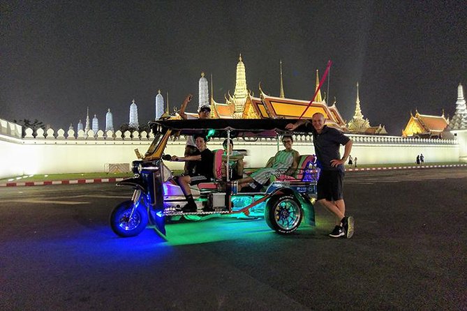 Private Bangkok Tuk Tuk Sunset Long-tail Night Lights - Rattanakosin street life: a market-style taste of old Bangkok