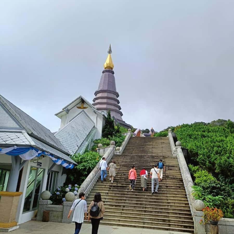 Private Day Tour Doi Inthanon With Mae Ya Waterfall - King and Queen’s Pagodas and Phra Mahathat Naphamethanidon Views