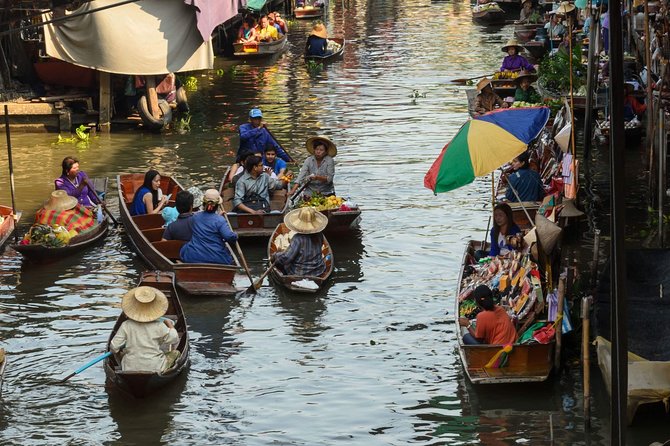 Private Excursion to Floating Market and Ayutthaya World Heritage - Maeklong Railway Market at 7:00 a.m.: the train-stall moment