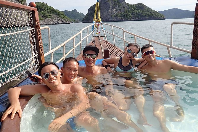 Private Full-Day Blue Dragon Yacht to Angthong National Marine Park - Seeing Ang Thong as a lived place: Phaluai and the fishermen community