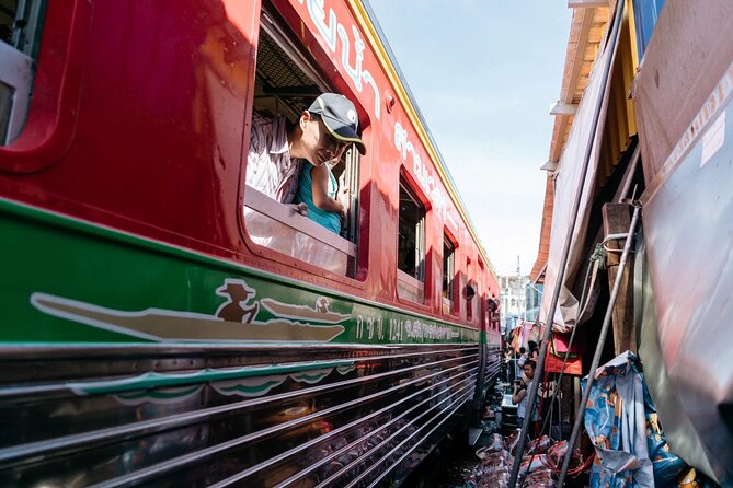 Private Guided Tour to Train Market and Damnoensaduak Floating Market - The 8-hour Bangkok-to-canal drive, and why pacing matters