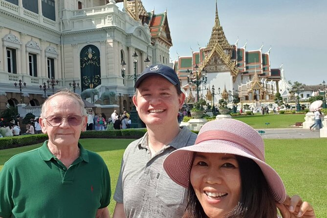 Private Half-Day Bangkok City Tour with The Grand Palace - Air-Conditioned Comfort and Water, Small Stuff That Adds Up