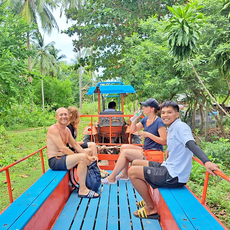 PRIVATE KOH SAMUI TOURS - SECRET ISLANDS BOAT TRIP - Lunch on the Sand, Freshly Prepared and Not Too Spicy