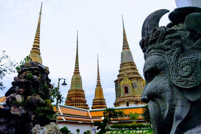 Private Mysterious Bangkok & Grand Palace, Tuk Tuk, Boat & Lunch - Long-tail boat cruise and Wak Pak Nam on the water