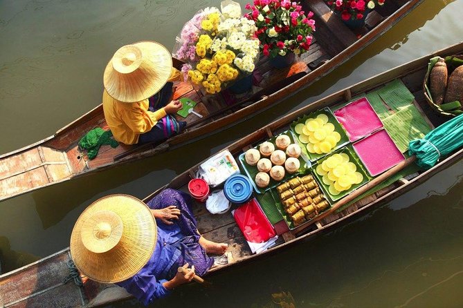 Private Tour: Damnoen Saduak Floating Market and Bangkok City Temples - Damnoen Saduak Floating Market: boats, canals, and smart buying