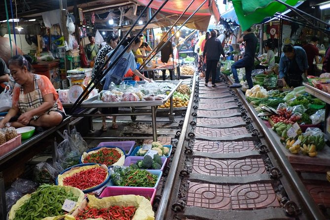 Private Tour from Bangkok: Railway and Floating Markets Tour - Who should book this private railway and floating markets tour?