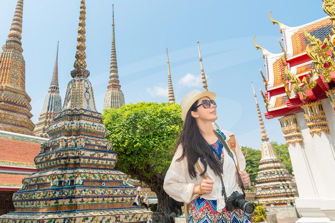 Private Tour of Bangkok's Temples Including Reclining Buddha (Wat Pho) - Stop 2: Wat Pho and the Reclining Buddha at full scale