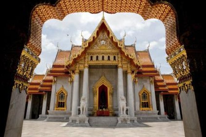 Private Tour of Bangkok's Temples Including Reclining Buddha (Wat Pho) - Stop 3: Wat Benchamabophit, Marble Temple on the THB 5 coin