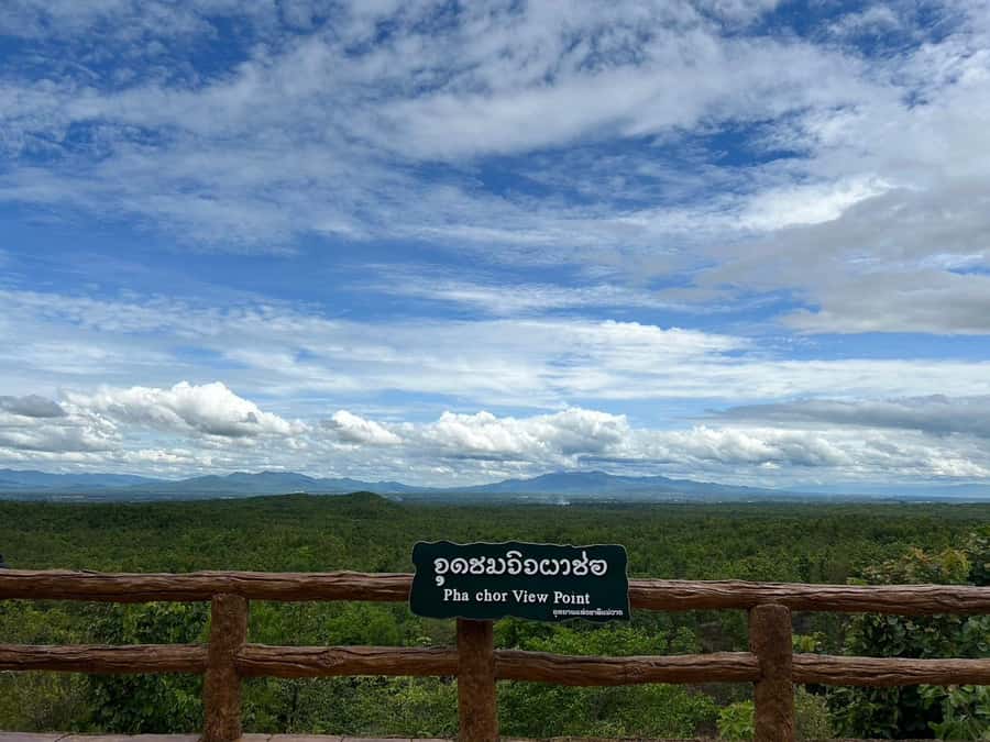 Private Tour Pha Chor Canyon & Doi Inthanon National Park - Doi Inthanon National Park and Thailand’s highest point at 2,565 meters