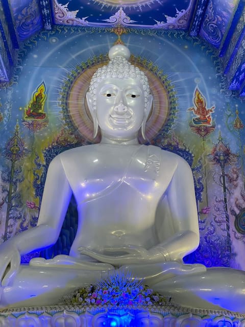 Private trip Chiang Rai Day trip, White Temple, Blue temple - Optional Long Neck Village: add it only if it matches your priorities