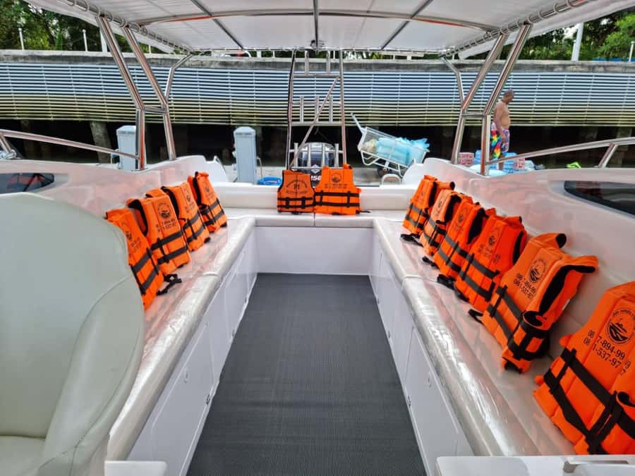 Private VIP Speed Boat Charter to Phi Phi Islands - Who This Charter Really Fits (and Who Should Skip It)