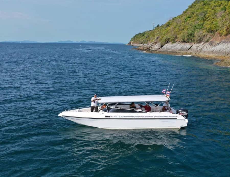 Private VIP Speed Boat to Phi Phi & Maya Bay - Phi Phi Don: photo viewpoints, swimming time, and the rhythm of the island day