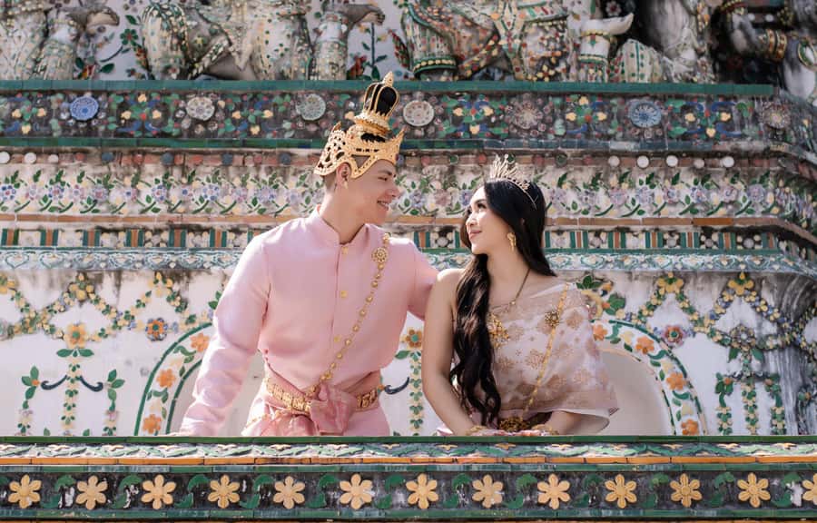 Professional Thai Costume Photography at Wat Arun, Bangkok - Costume Option, Why Timing Matters for Photos