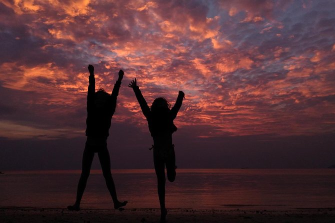 Railay and 4-Island Sunset Speedboat Cruise with Night Snorkel - Price and the real value of this $117.40 day