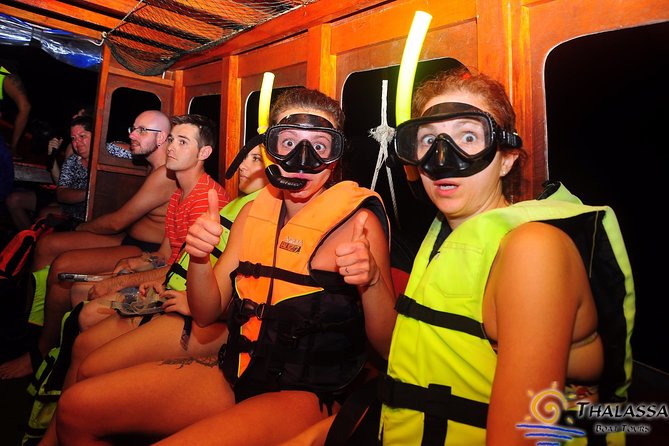 Railay and 4-Island Sunset Speedboat Cruise with Night Snorkel - Food on the beach: buffet lunch, fruits, and club sandwich sunset dinner