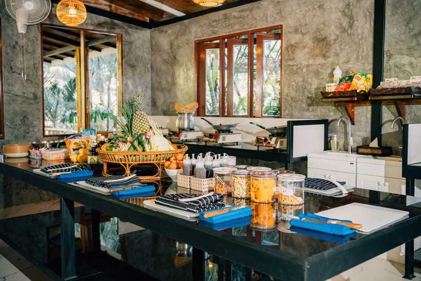 Railay: Hands-On Thai Cooking Class at Railay Beach - Your meal: eating what you cook, and what to plan after