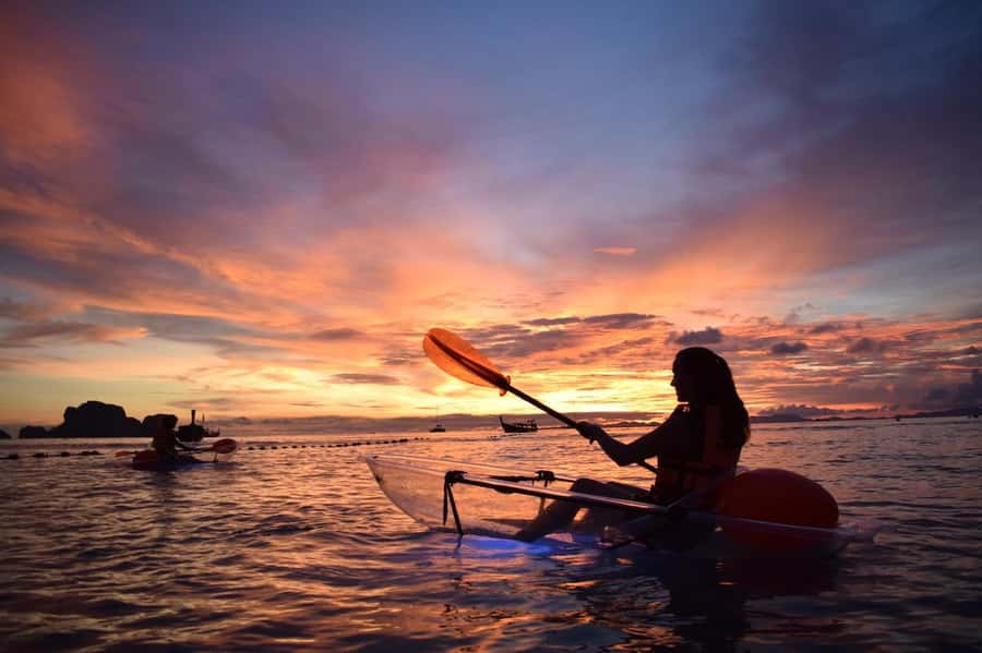 Railay: Illuminated Clear Kayak Night Tour Bioluminescence - Weather reality in South Thailand, and how it affects the glow