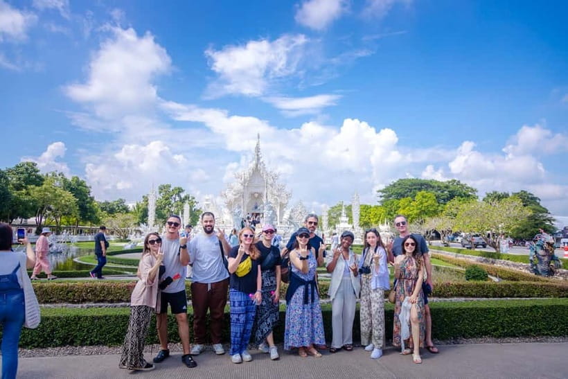 Red, Blue, White Temples & Hot Spring Trip from Chiang Mai - Temple etiquette and hot-spring rules you must follow