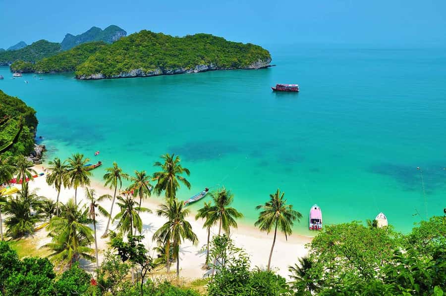Samui: Angthong Marine Park Boat Tour w/ Transfer and Meals - From Koh Samui pickup to Nathon Pier, the day starts smoothly