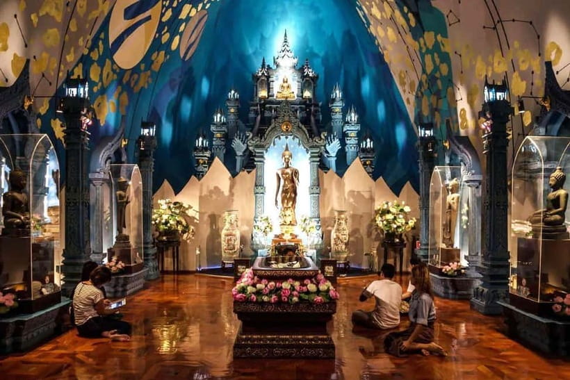 Samut Prakan: The Erawan Museum Admission Ticket (NON THAI) - Worship items included: using the flowers, incense, and lotus