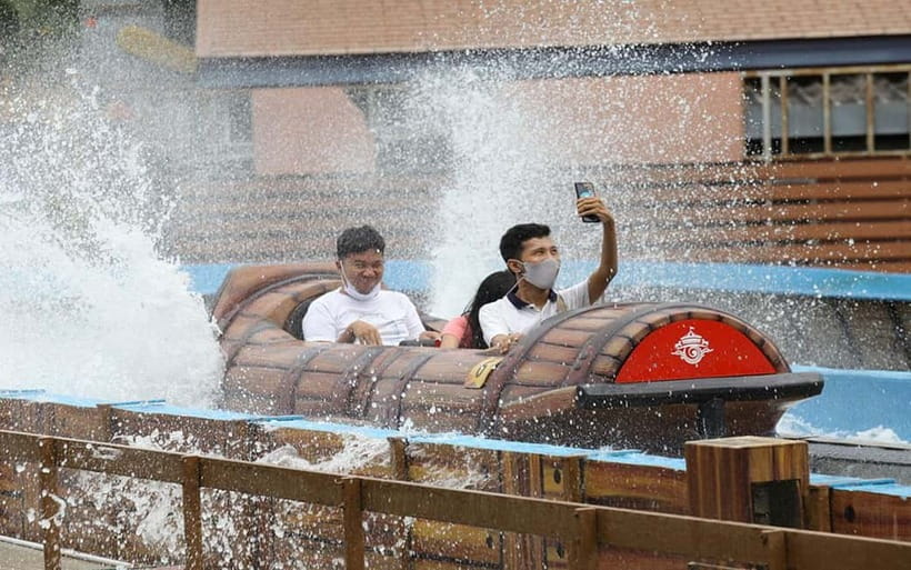 Siam Amazing Park Entry Ticket with Buffet Lunch (NON THAI) - Transportation and where this fits in your Bangkok trip