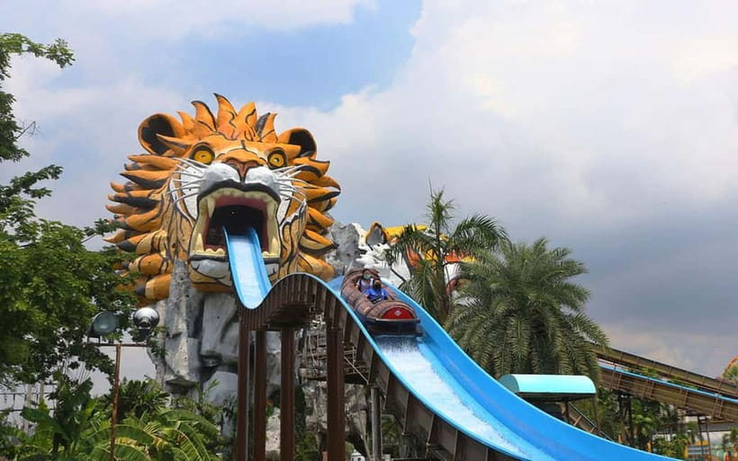 Siam Amazing Park Entry Ticket with Buffet Lunch (NON THAI) - The 50% ride discount: how to use it without overspending