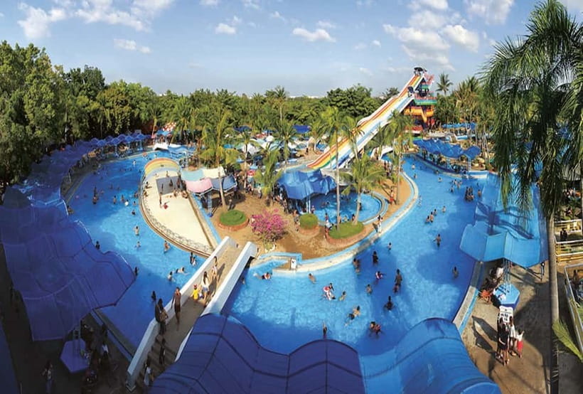 Siam Amazing Park Entry Ticket with Buffet Lunch (NON THAI) - Cleanliness and maintenance: what to watch for on a water-heavy day