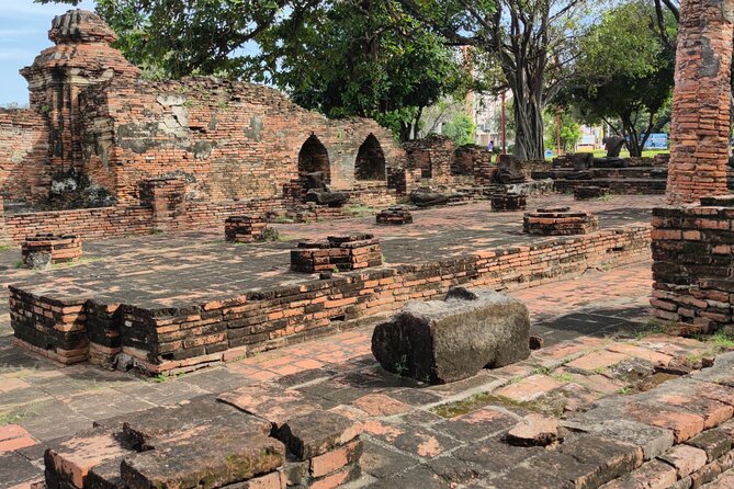 Small Group Tour to Ayutthaya Temples from Bangkok with Lunch - Wat Chaiwatthanaram: Finish With Riverside Views And Angkor-Style Influence