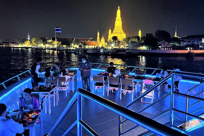 Smile Dinner Cruise Experience: Dining & Live Entertainment - Live entertainment on board: Thai dancing is the star