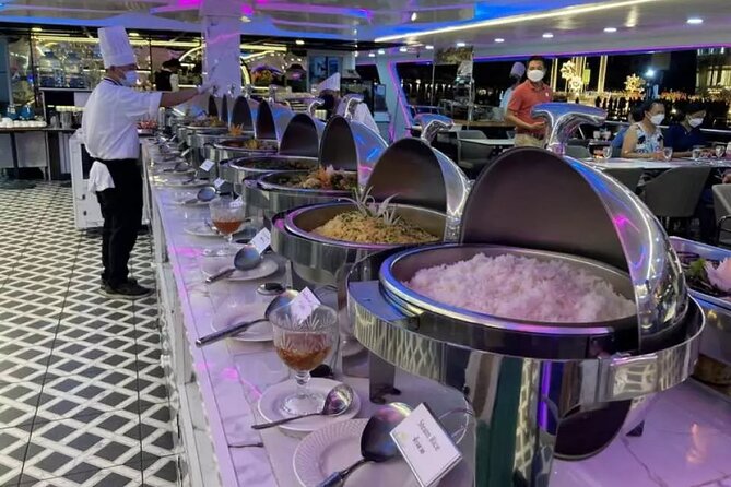 Smile Dinner Cruise Experience: Dining & Live Entertainment - Who this cruise is best for in Bangkok