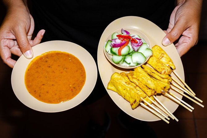 Southern Flavors Phuket Food Tour with 15+ Tastings - Sweet Finish: Tropical Fruit and Dessert That Actually Matters