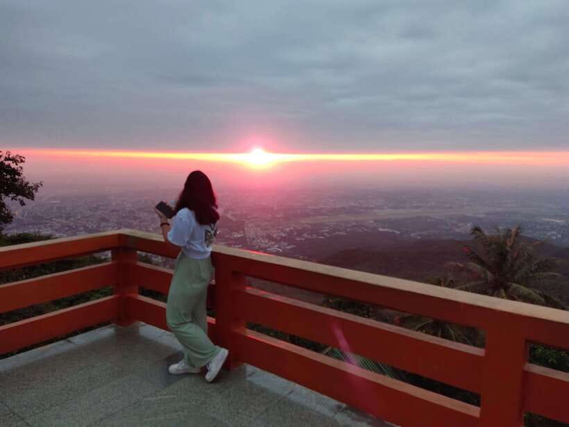 Spiritual Sunrise Wat Doi Suthep, Pha Lat, Alms & Meditation - The Early Start: What 5:00 am Looks Like in Chiang Mai