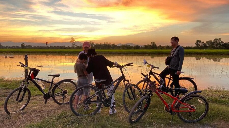 Sukhothai: 2.5-Hours Guided Countryside Sunset Bike Tour - Who This Tour Suits Best, and Who Should Skip It
