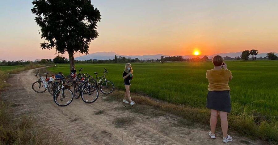 Sukhothai: 2.5-Hours Guided Countryside Sunset Bike Tour - Practical Tips Before You Go