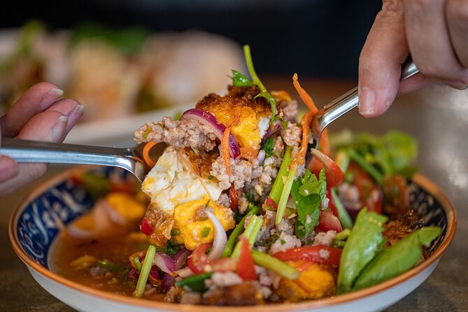 Sunset Local Eats Food Tour in Hua Hin - Sunset timing in Hua Hin, and why 4:30 pm works