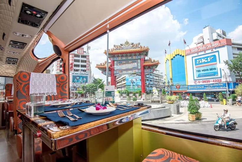 Thai Bus Food Tour Experience in Bangkok - A dining bus that covers Rattanakosin without the stress