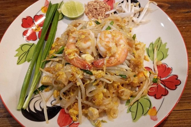 Thai Cooking Class at Tingly Thai Cooking School in Bangkok - Curry paste technique: why this class helps you cook at home