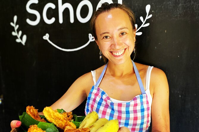 Thai Cooking Class in Khao Lak by Amazon Prime Series Chef - Chef Wandee Rathanapan teaches technique, not tricks