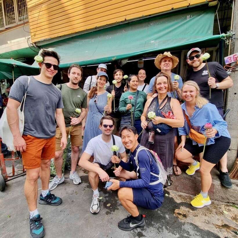 Thai culture and Bangkok local life guided bike tour - Bikes, timing, weather, and who this tour suits best